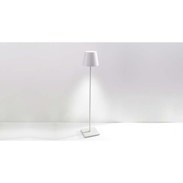 Ai Lati Light Poldina XXL lampada da terra e da tavolo finitura corten