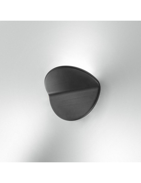 Gea Luce Plug a lampada da parete nero